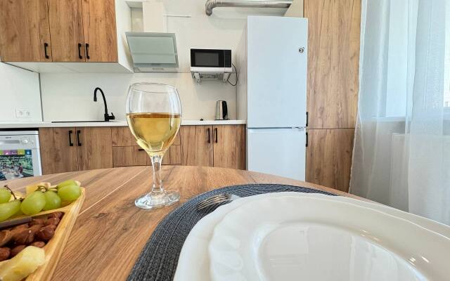 Na Oktyabryskoy U Morya Apartment