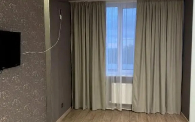 Uyutnaya Kvartira s Prekrasnym Vidom na Gory Flat