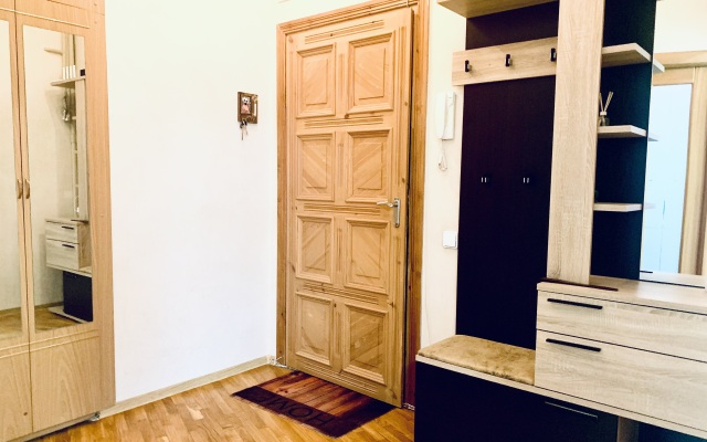 Uyutnaya Dvuhkomnatnaya Kvartira V Tikhom Tsentre Rostova-Na-Donu S Parkovkoy Flat