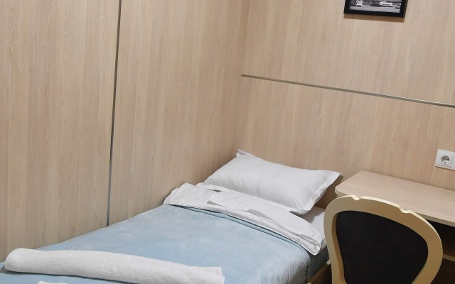 Capsule Plus Hostel