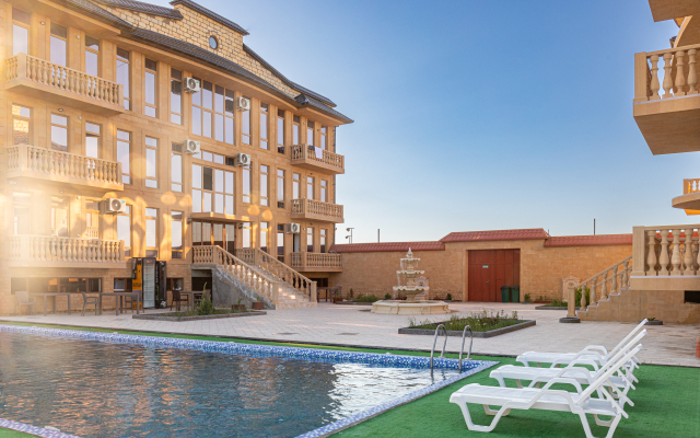 Yuzhny Bereg Hotel