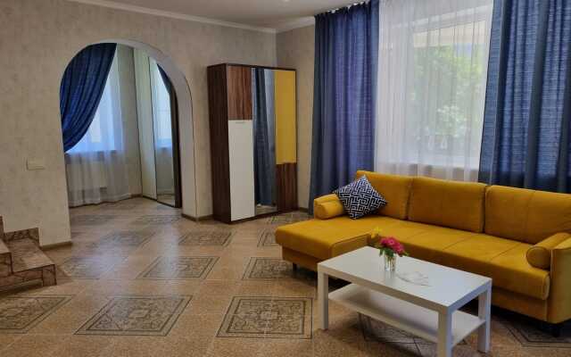 Gd Na Lermontova Guest House