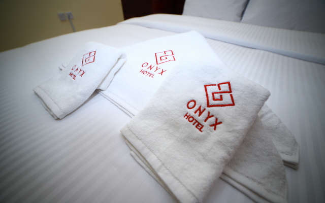 ONYX HOTEL APARTMENTS-MAHA HOSPITALITY GROUP Apartment hotel