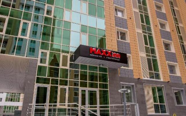 Отель Maxx Inn