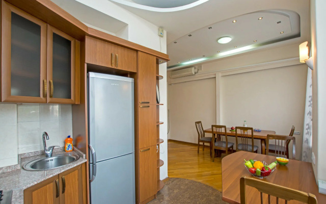 RentInnYerevan Vardanants Street 7 Apartments