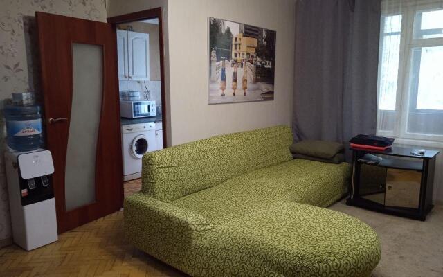 Апартаменты на Севастопольской