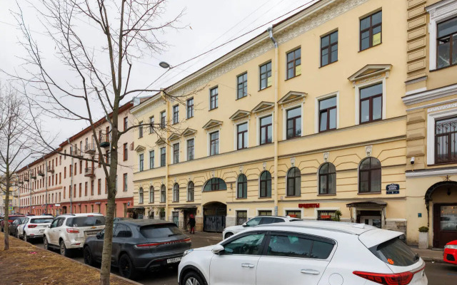 Квартира на набережной Крюкова канала 9