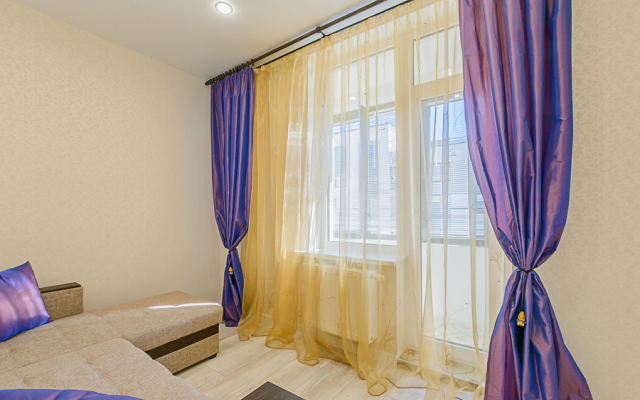 Kremenchugskaya 17 Apartments