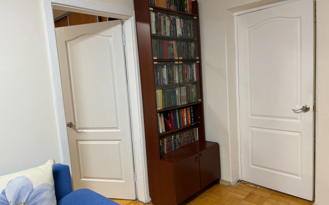 Tryokhkomnatnaya Kvartira Na Pushkinskoy Flat