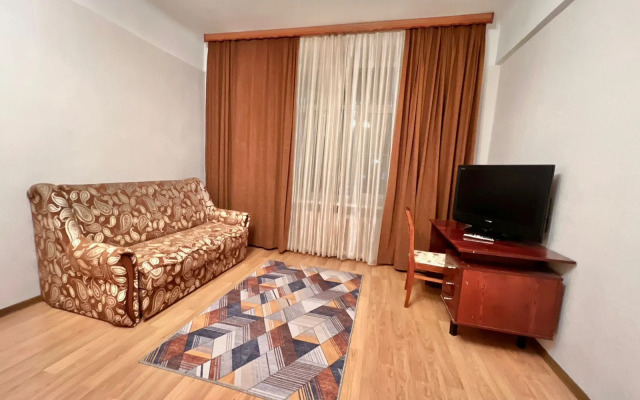 Na Komsomolskoy 19/27 Flat