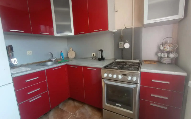 Uyutnaya trekhkomnatnaya na Tulaka Flat