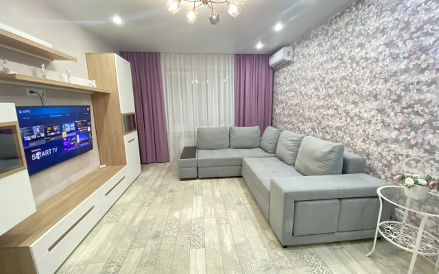 Апартаменты Семейные трехкомнатные на Свердлова