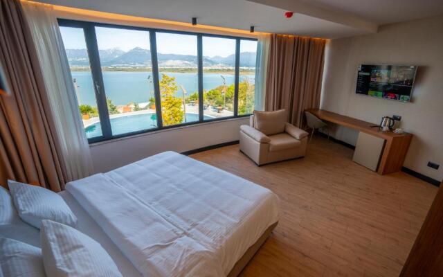 Duomo Resort Hotel