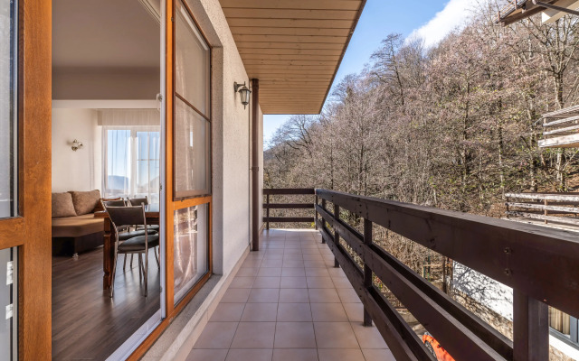 Oplot - Klassicheskie s balkonom i vannoj 8 Apartments