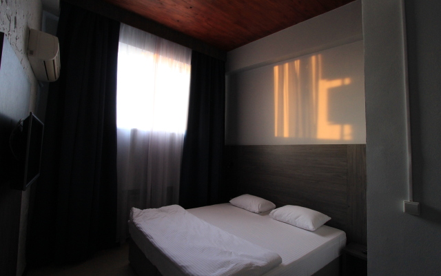 Отель Профотель