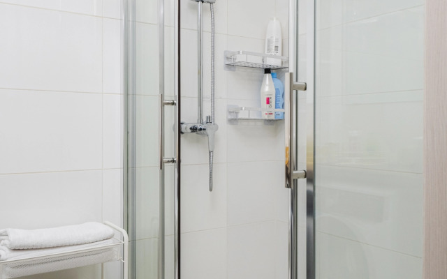 Dvukhkomnatnaya Kvartira u Vokzala Flat