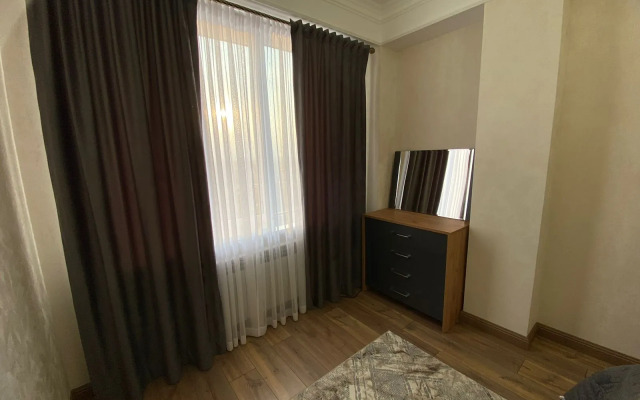 Tur House V Kaspiyske Apartments