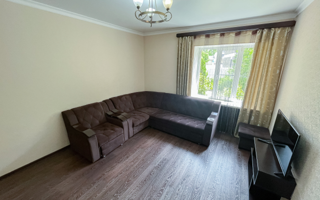 Tikho I Uyutno Flat