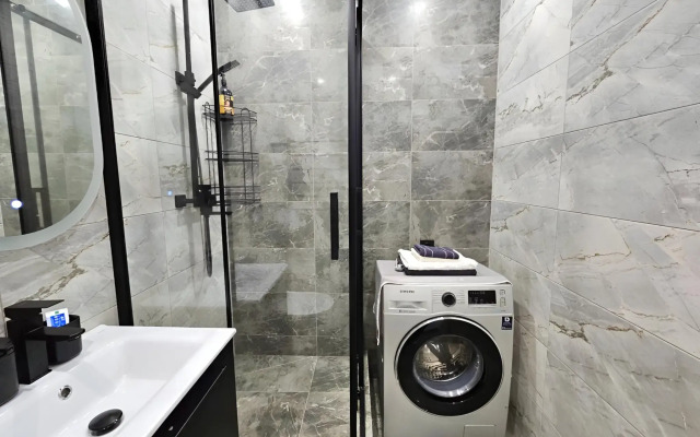 Studiya S Dizaynerskim Remontom Flat