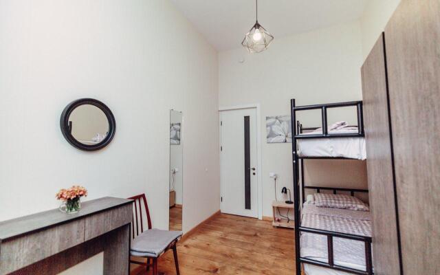 La la lei Hostel