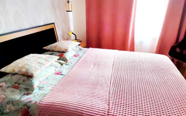 E Bellissima Flat