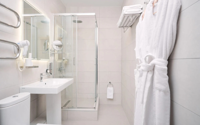 AurA Aquarelle Hotel