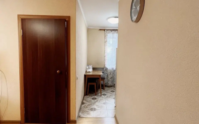 V Samom Tsentre Goroda Alikhanova 10a Flat