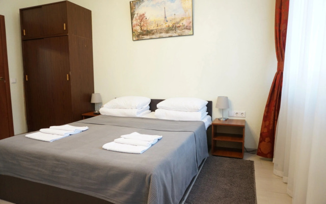 Apartments Odnokomnatnye Uluchshennye Uyutny Dom Na Smolnoy 44