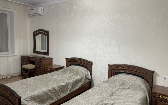 Квартира у набережной