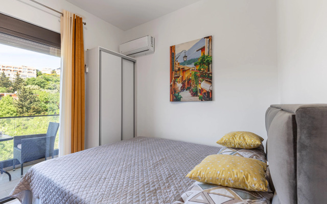 Summer Nest Studio in Becici Apartments