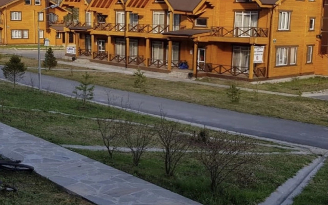 1304 v Sunny Valley Apartments