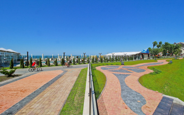Na Beregu Baltiyskogo Morya Flat