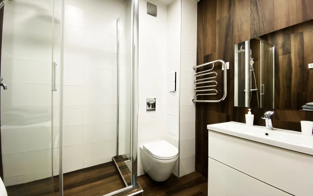 Na ulitse Promyshlennaya 4 Apartments