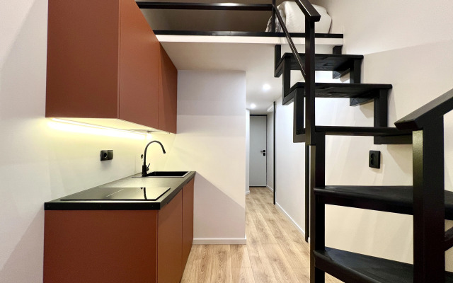 Studiya V Tsentre Pitera Sutkispb Mozhayskaya 10 Flat