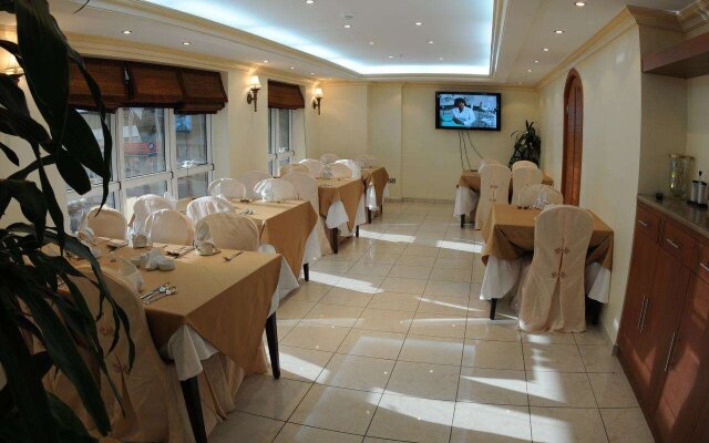 Uptown Hotel Apartments Abu Dhabi, Apart Hotel