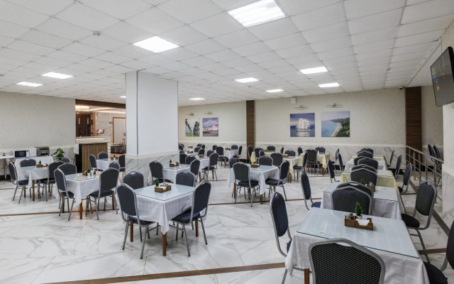 Hotel Pansionat Akvamarin