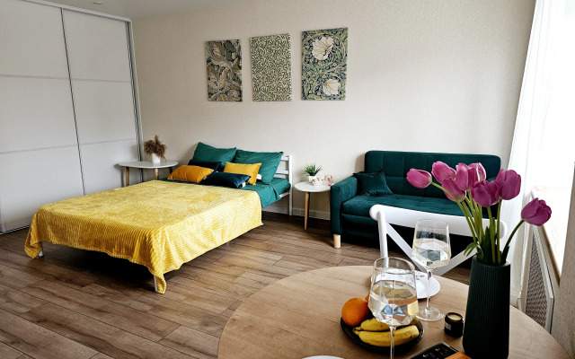 Na Ulitse Melnikayte 90A Flat