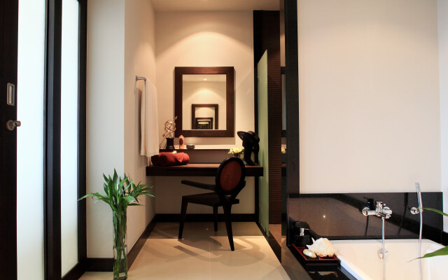 Two Villas Holiday - Onyx Style, Naiharn Beach