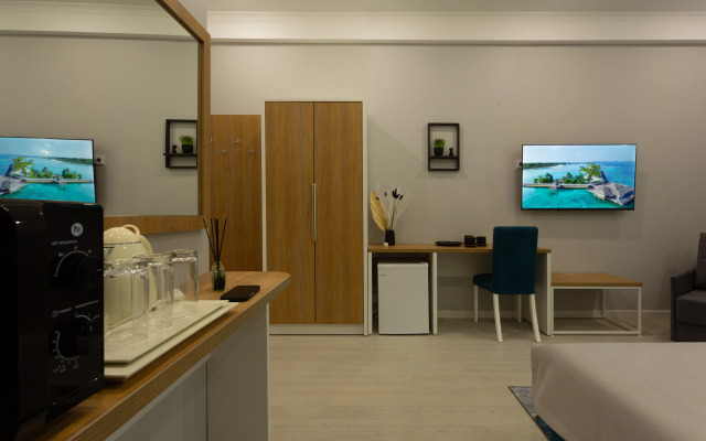 Gde Pahnet Letom - Stilnaya Studiya u Morya v Sochi (Ashe) Apartments