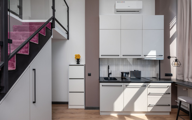 Kak doma Dizaynerskiy Loft U Metro Nagornaya Apartments