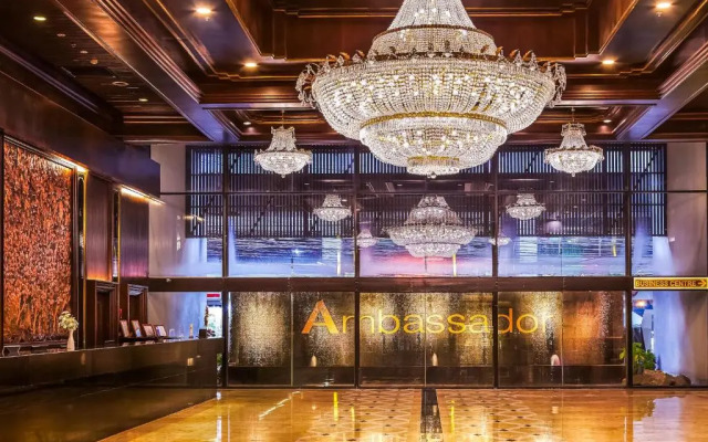 Отель Ambassador Bangkok Hotel