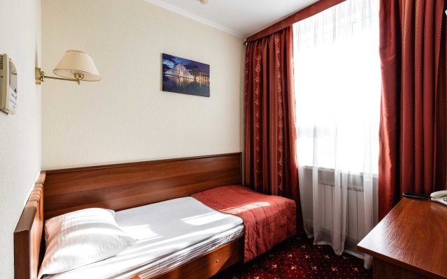 Amaks Congress Hotel