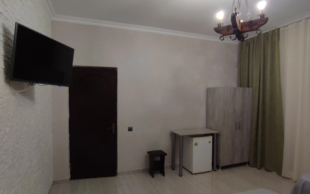 Mariya Guest House