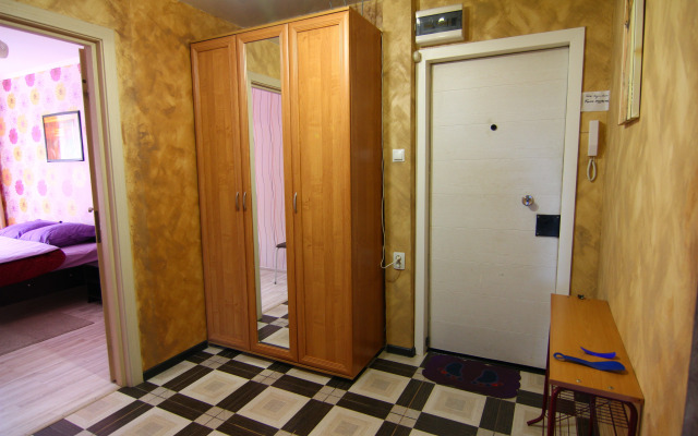 Квартира на Сибирской Улице 12