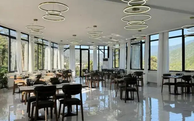 Hotel & restaurant Emerald Borjomi