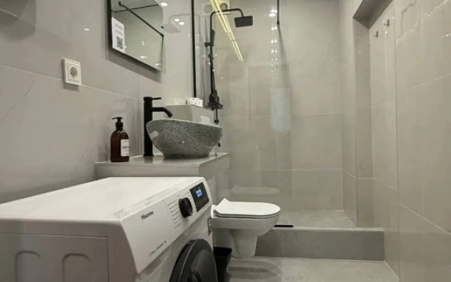 Апартаменты на Баумана 12