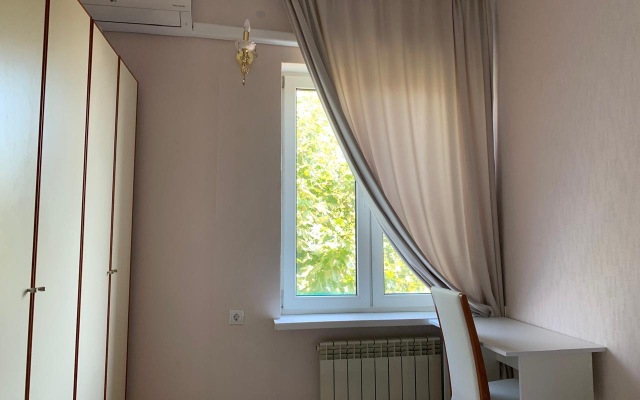 Апартаменты Трехкомнатные у Моря в Самом Центре Сочи