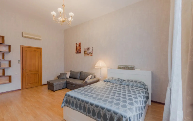 U Ermitazha 12 Gostey B.konyushennaya 12 Apartments