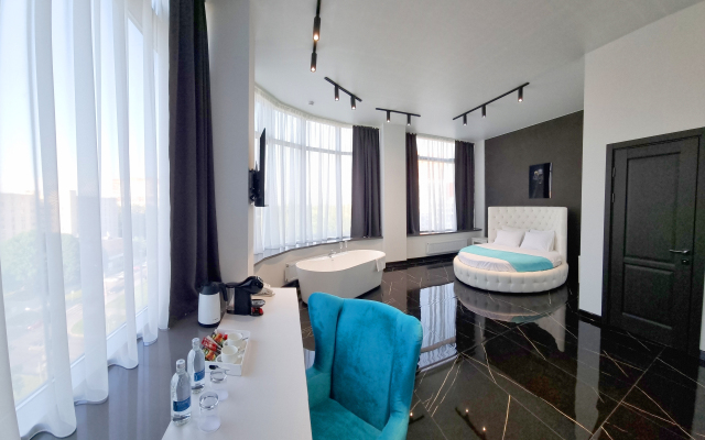 Kristall Hotel
