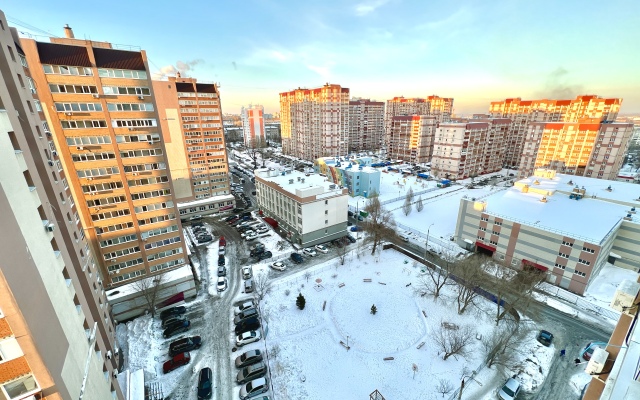 Апартаменты двухкомнатные на Карбышева 61Б (рядом с ТЦ Космопорт)